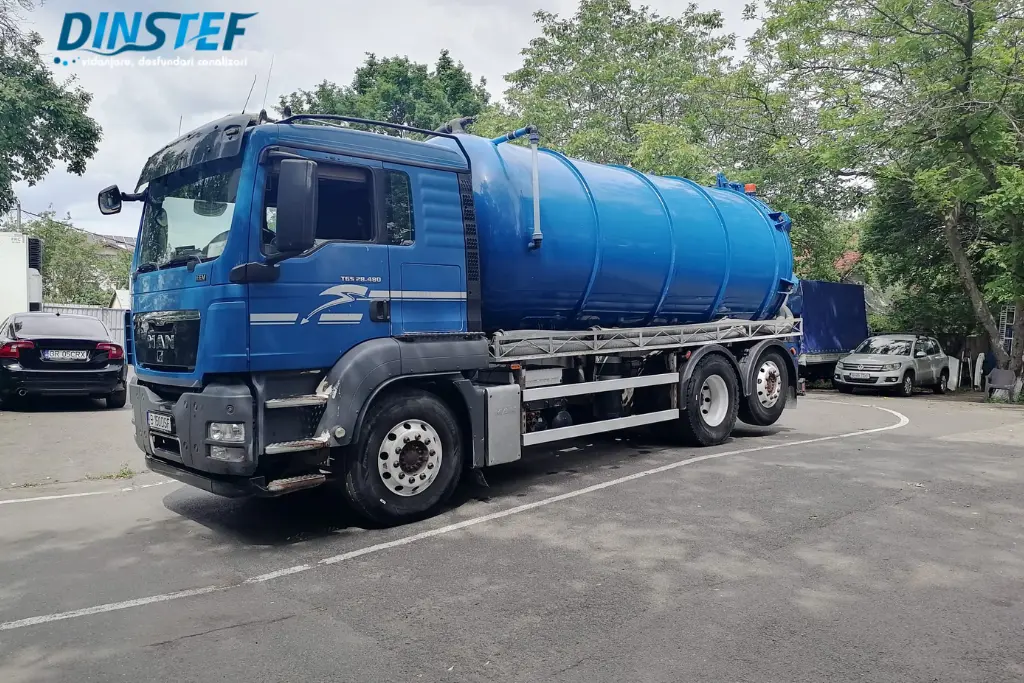 Camion vidanjare